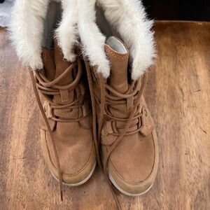 Sorel Women's Brown Fur-Lined Winter Boots